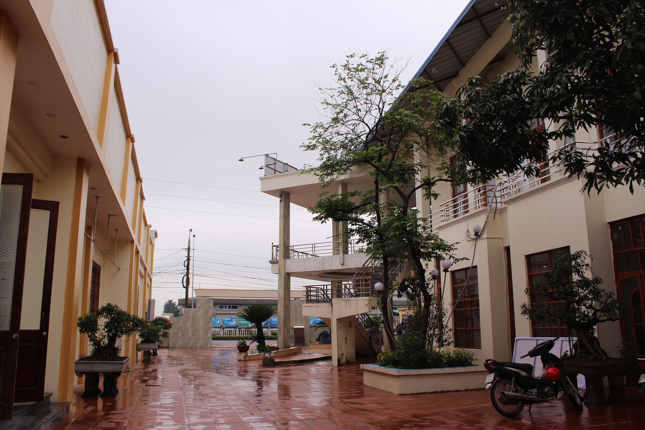 San bên